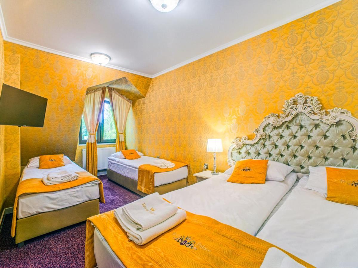 Royal Palace Centrum Bankietowe Sanok Dış mekan fotoğraf